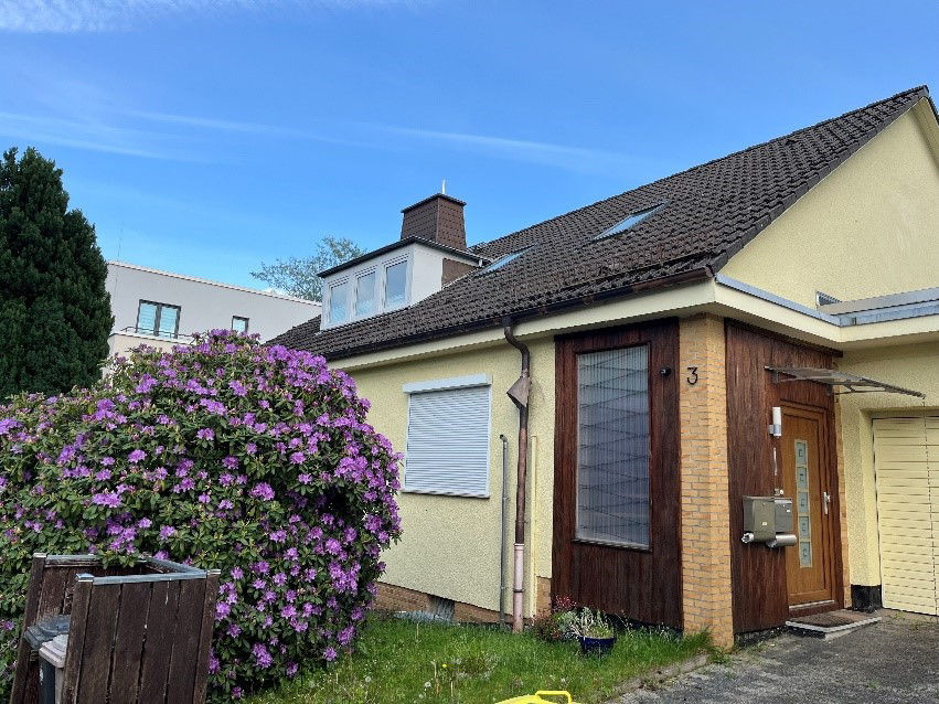 Familienfreundliches Ein- bis Zweifamilienhaus mit Südgarten am Brasselsberg