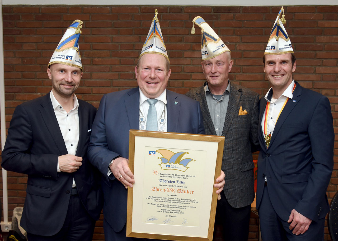 Vorstand der VR-Bank Rhein-Neackar und Ehren-VR-Bänker