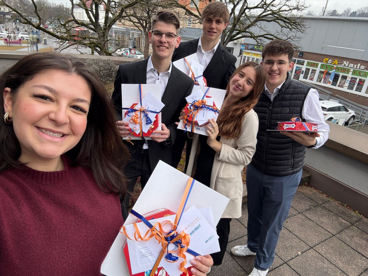 Gruppenbild unserer ausgelernten Azubis