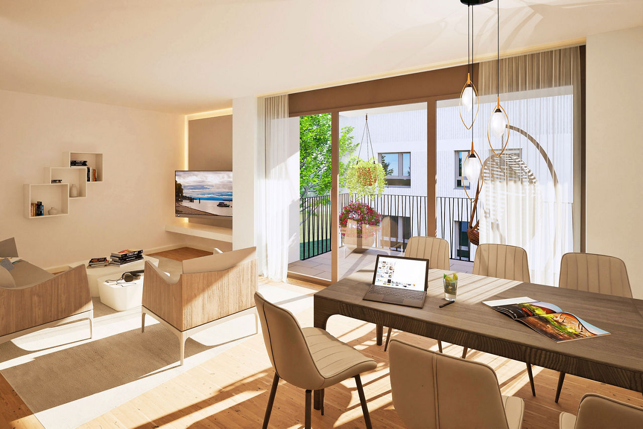 Helles Wohnzimmer mit Essbereich, großen Fenstern und Zugang zum Balkon.