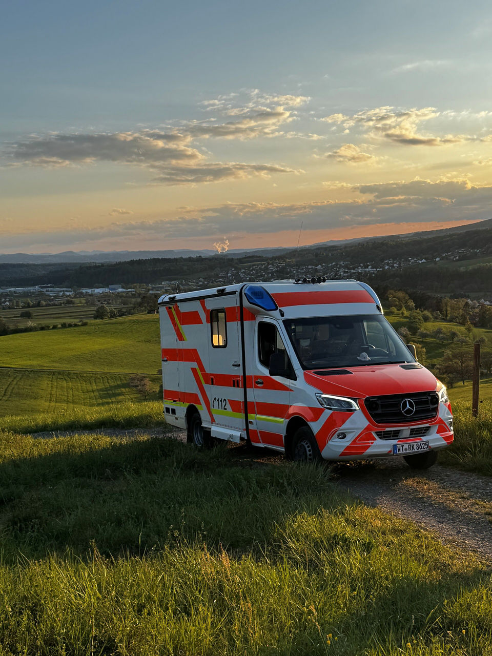 Rettungswagen DRK unterwegs
