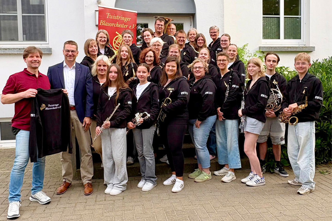 Hoodie-Jacken für das Blasorchester Twistringen