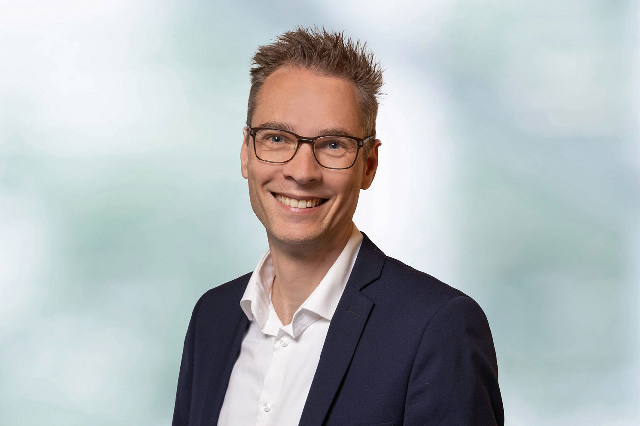 Portraitaufnahme unseres Kollegen Andre Brendel