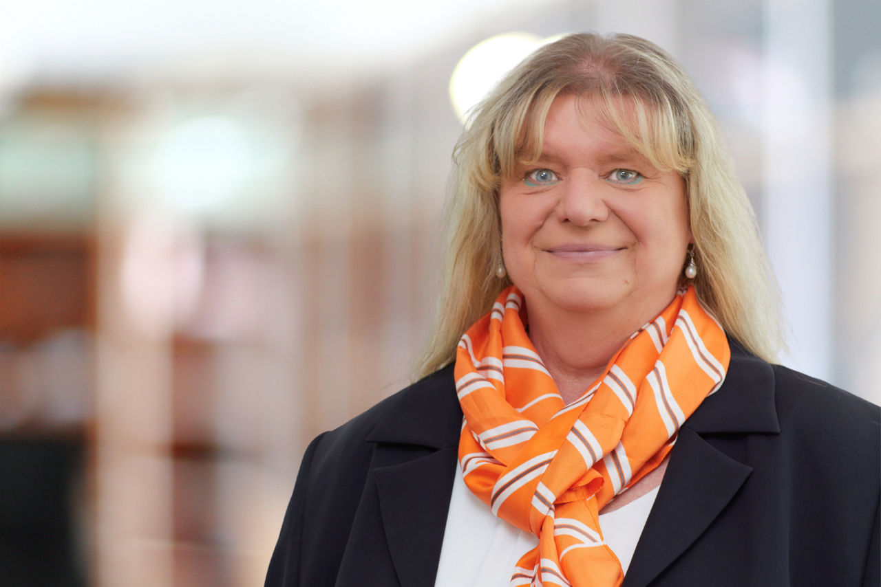 Lucia Brion-Borau Servicemitarbeiterin