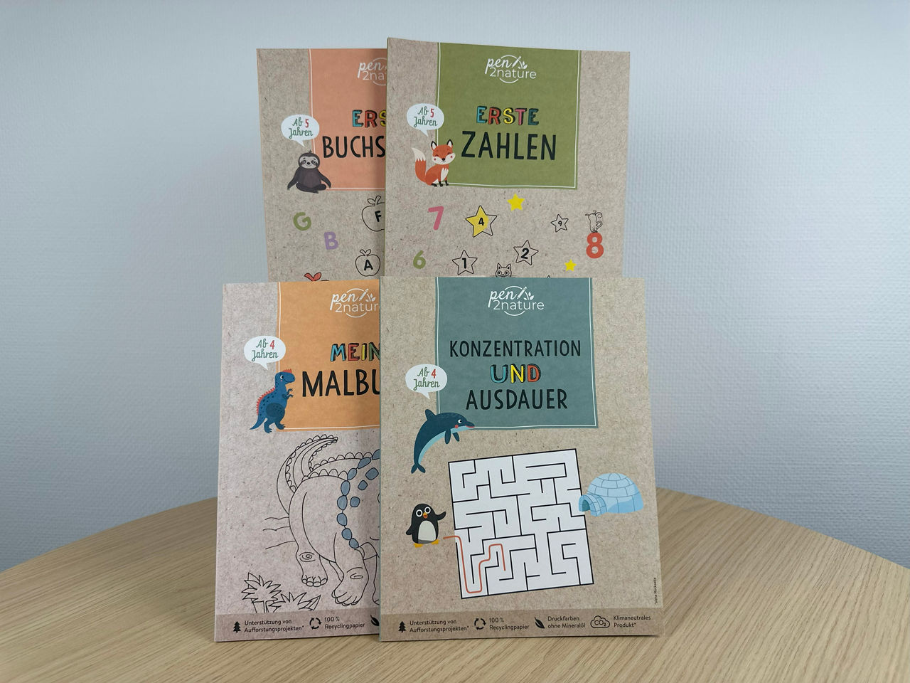 Bild der vier verschiedenen "pen 2 nature"- Bücher.