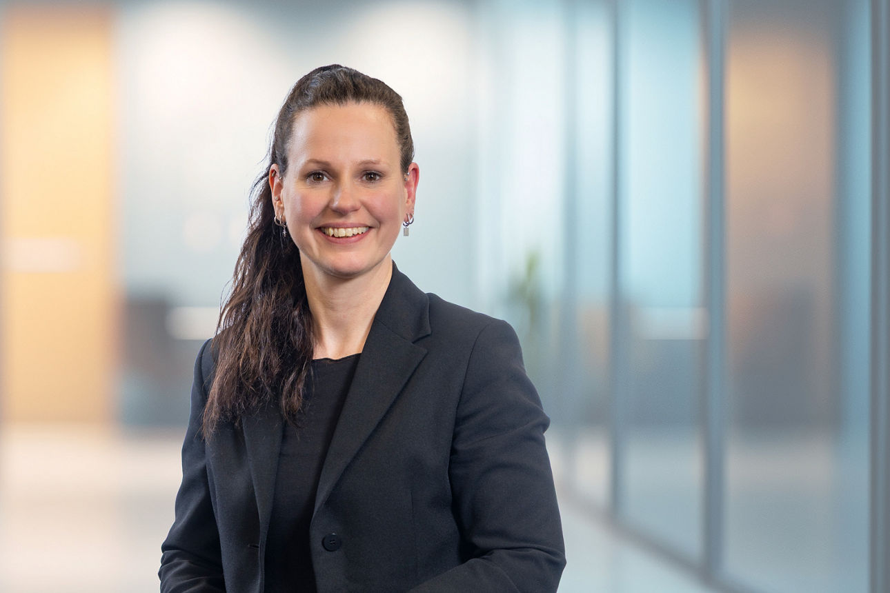 Assistentin Firmenkundenservice Julia Bührig