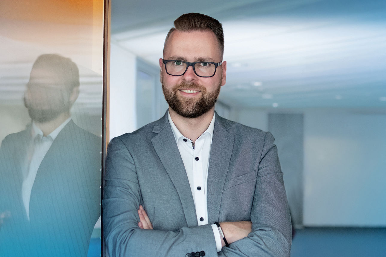 Porträtfoto von André Butzmühlen
