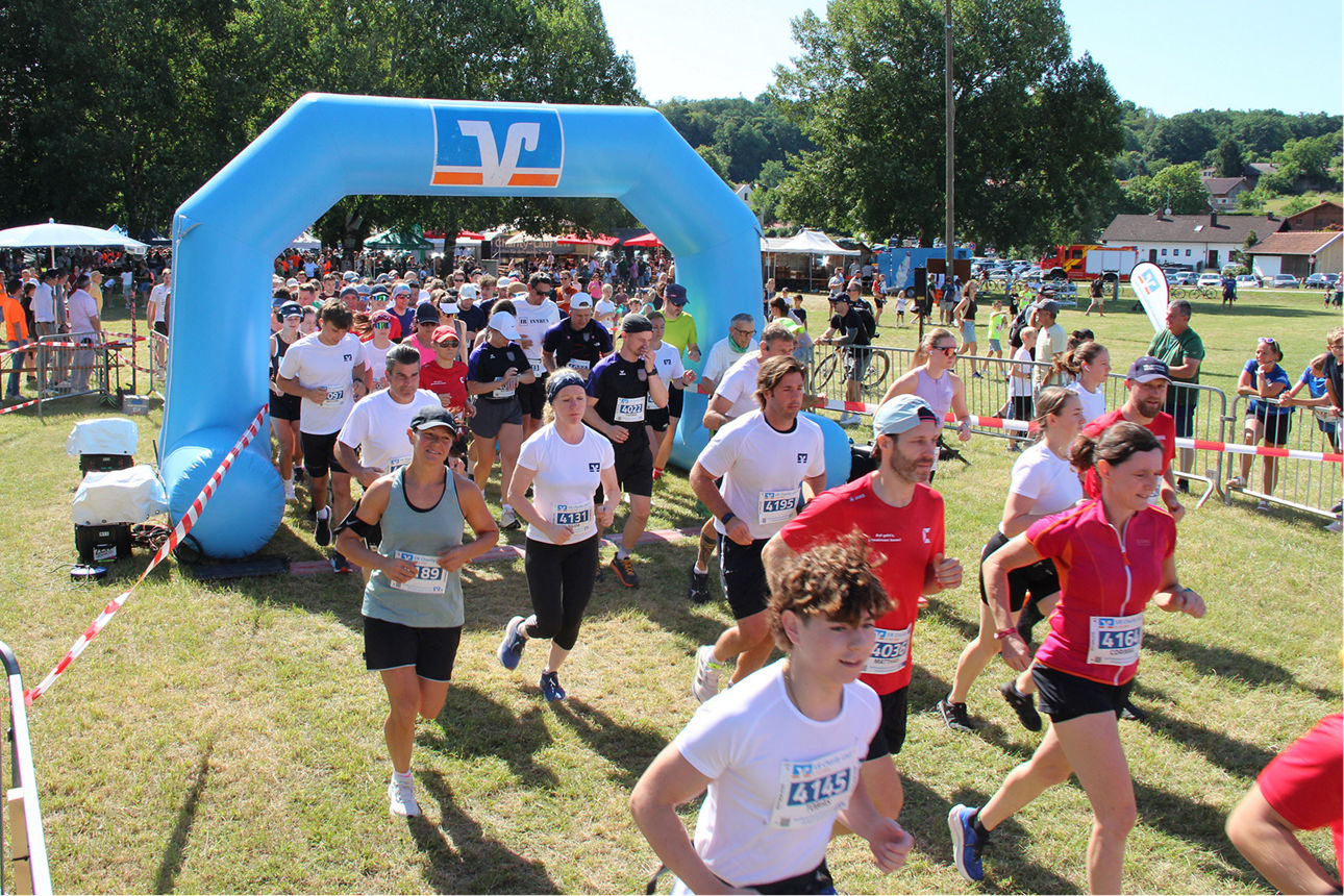 Bild Start Mädchen beim Charity Lauf 2025