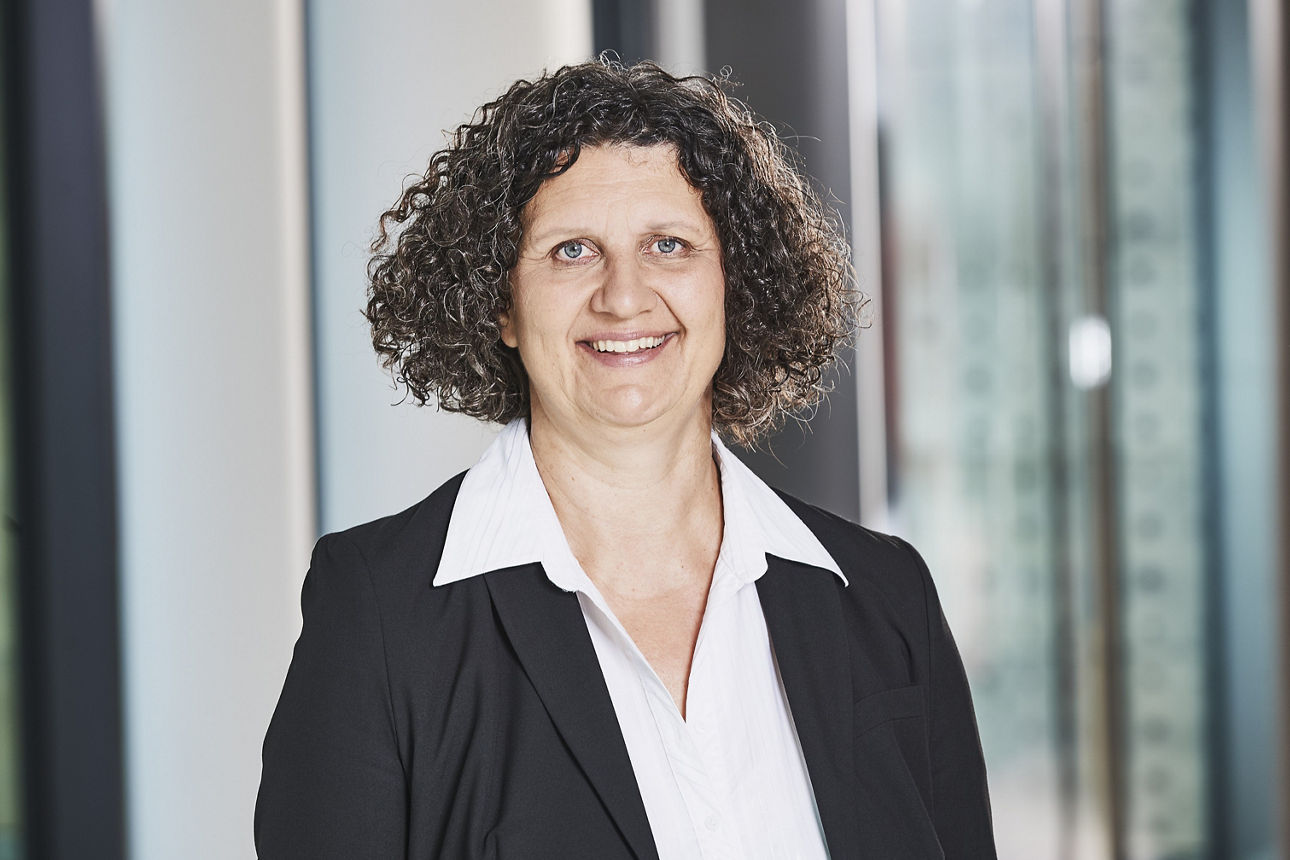 Portrait zeigt IMAXX-Mitarbeiterin Christine Grage