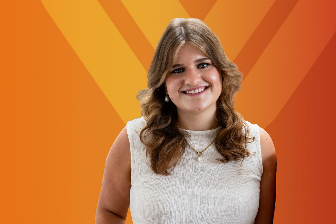 Porträt von Cora Dücker - YoungFinance Beraterin bei der VR RegionalBank