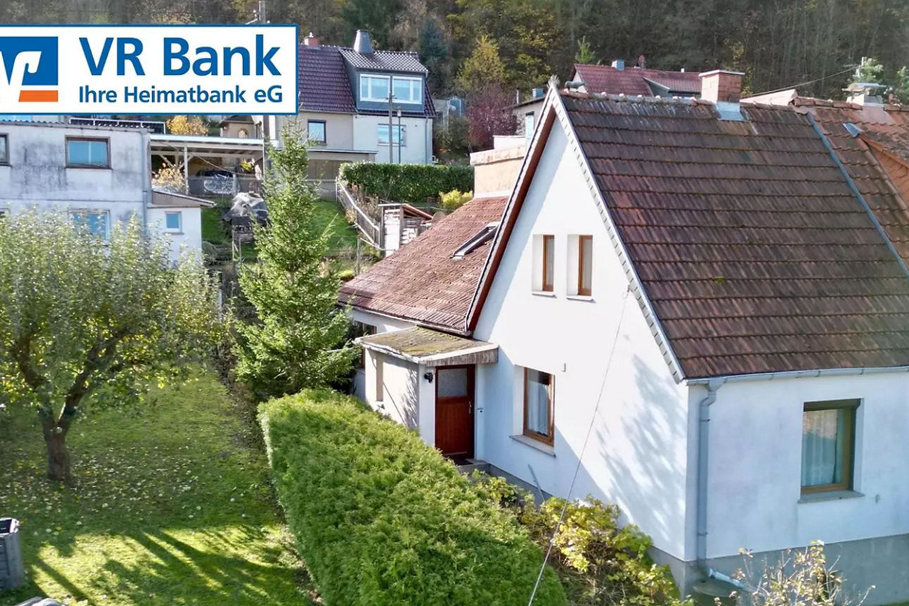 massive Doppelhaushälfte inkl. Garage und Grünfläche in Eisenach