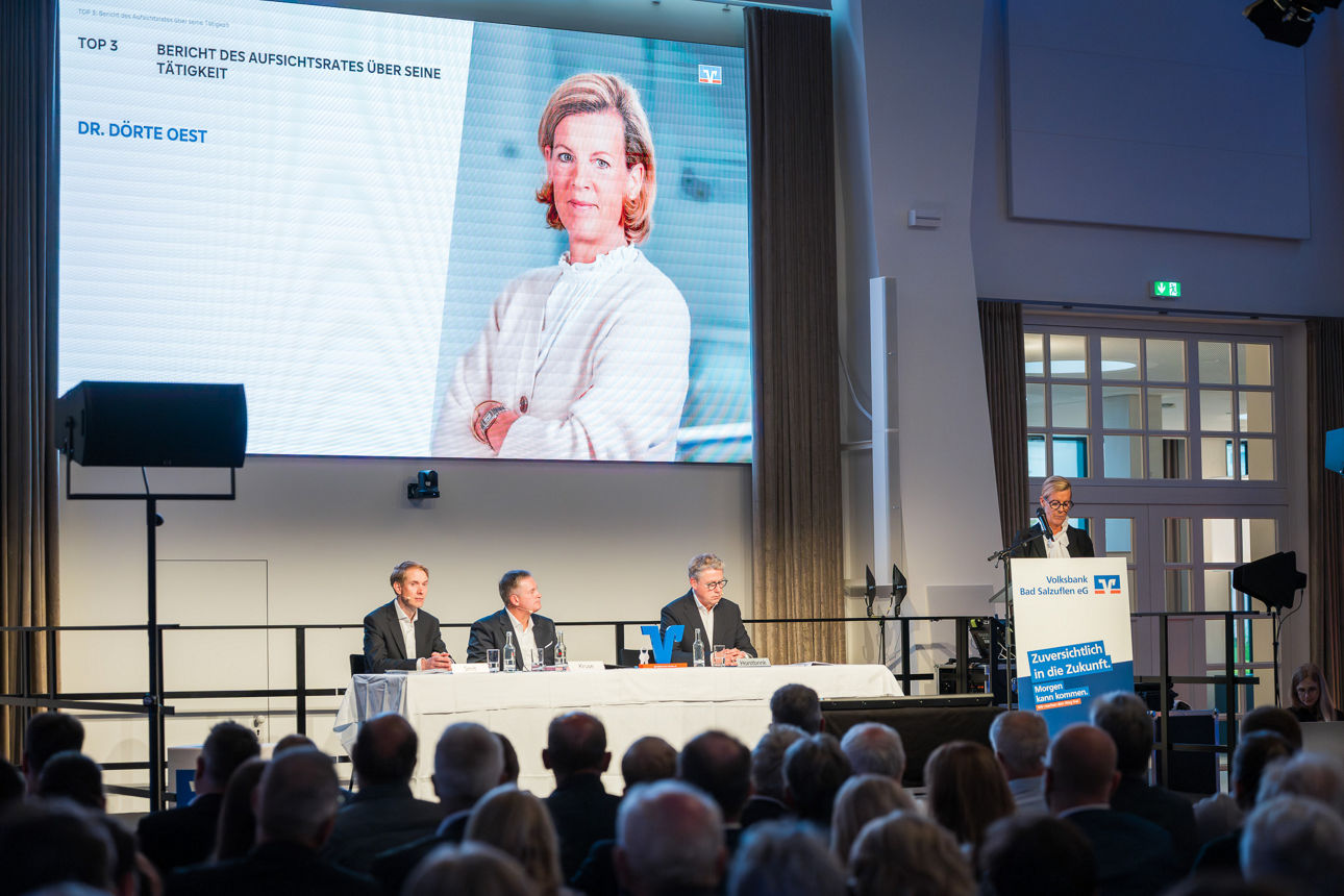 Dr. Dörte Oest auf der Bühne