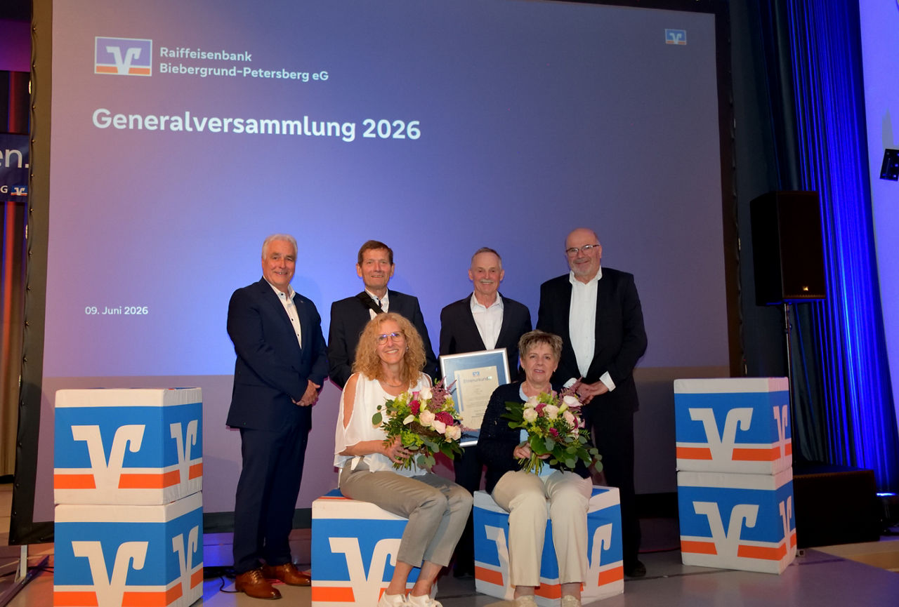 stehend v. l.: Uwe Möller, Michael Möller, Uwe Link und Alfred Dechant; sitzend v. l.: Elisabeth Möller und Petra Link 