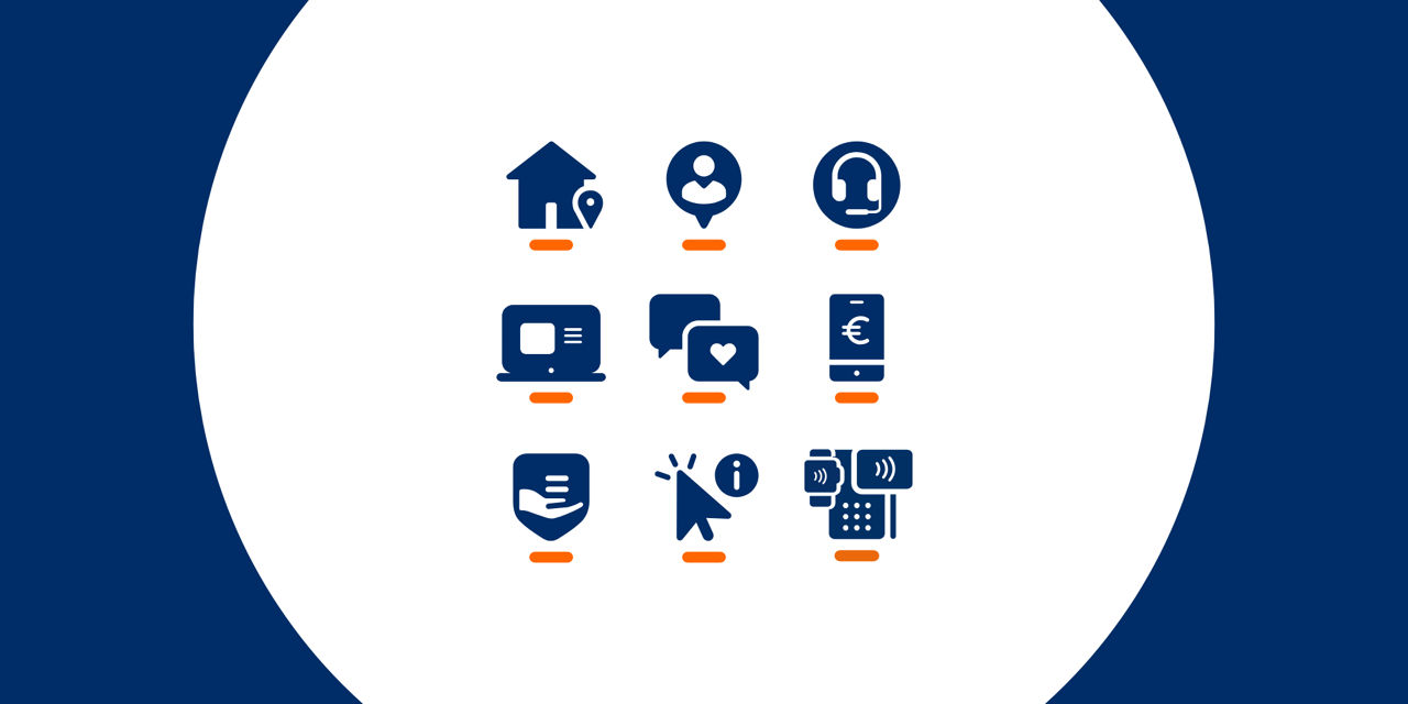 Neun blaue Icons auf weißem Hintergrund, die verschiedene Dienstleistungen darstellen: Haus, Person, Kopfhörer, Computer, Sprechblasen, Smartphone, Buch, Mauszeiger und Zahlungsterminal.