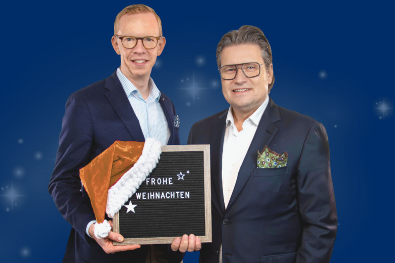 Andreas Kinser und Gregor Neuhäuser mit Weihnachtsmotiv