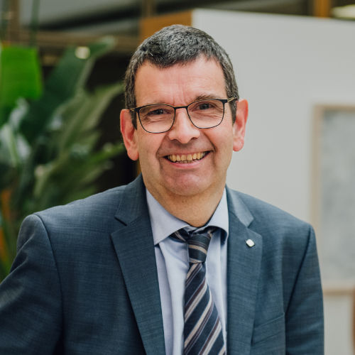 Darstellung unseres Mitarbeitenden Dieter Schneiders
