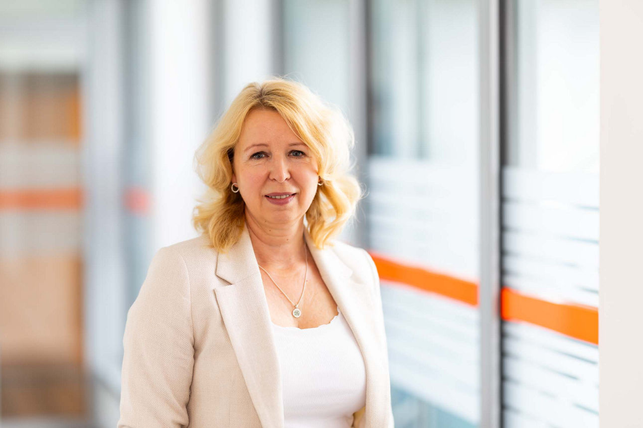 Doris Lüken, Mitarbeiter der Fehntjer VR Immobilien (ein Team der Fehntjer VR Bank eG)