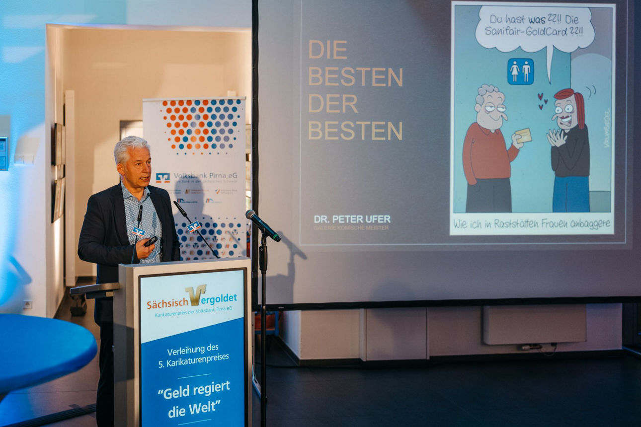 Dr. Peter Ufer bei seiner würdevollen Laudatio.