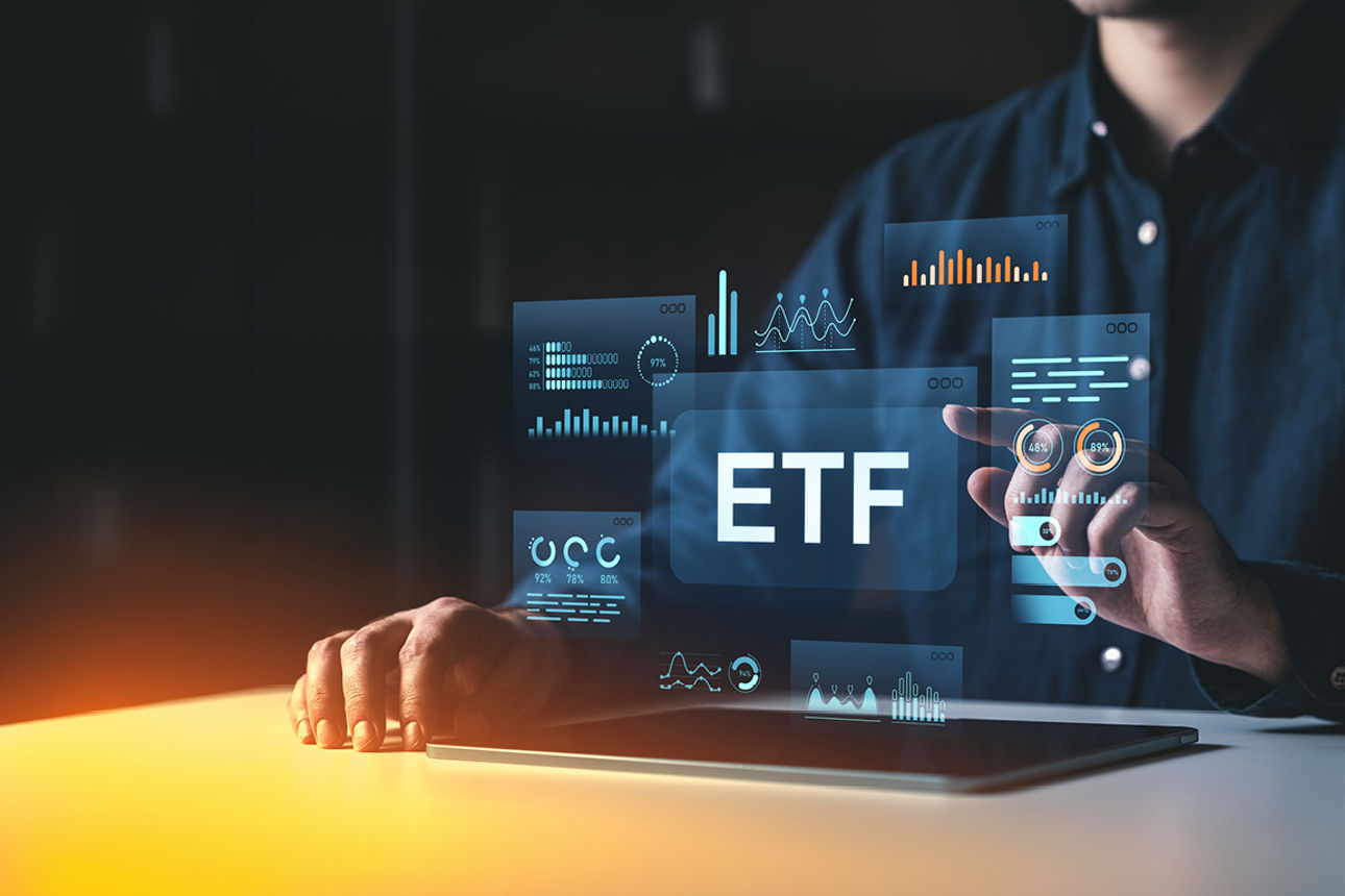 Hologramm mit ETF als Schriftzug.