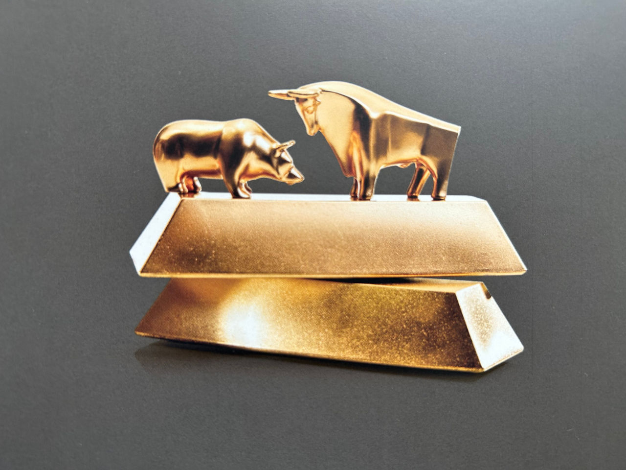 Goldbarren mit Bulle und Bär