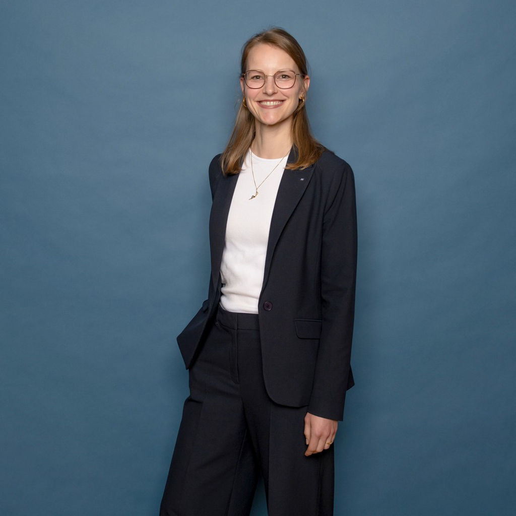 Dr. Ellen Sterk