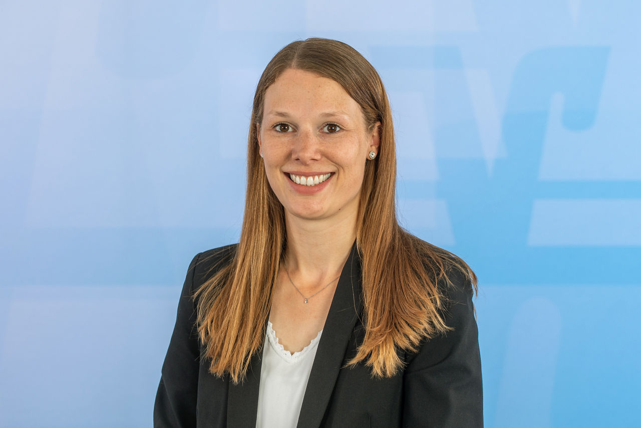 Julia Engel