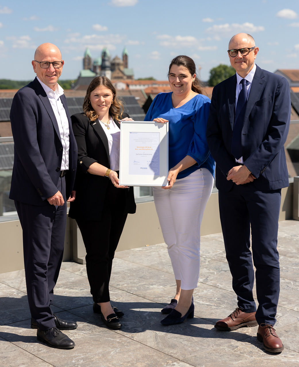 Peter Fischer, Lisa-Marie Kaulen (DZ Bank AG), Stefanie Kopf und Philip Wagner