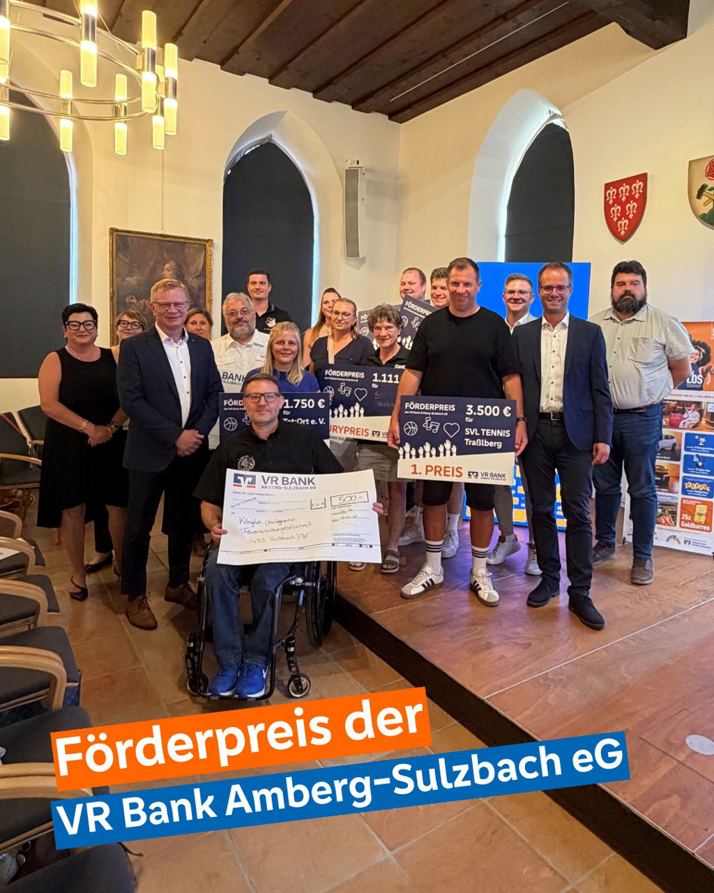 Gruppenfoto von der Überreichung des Förderpreises 2027