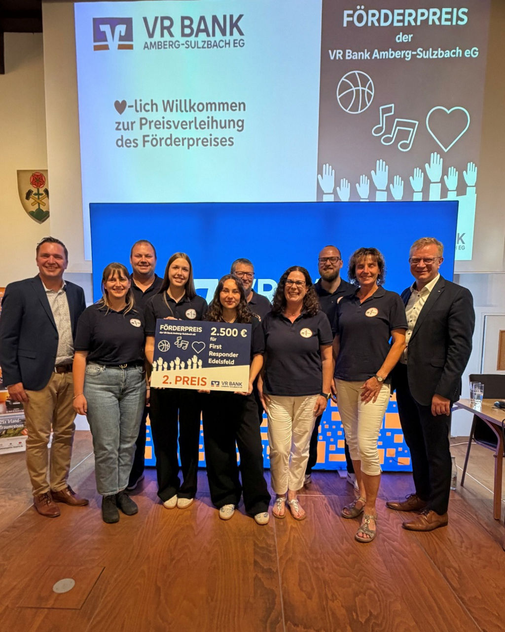 Gruppenfoto von der Überreichung des Förderpreises 2027