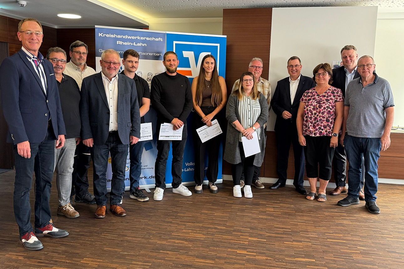 Übergabe des Förderpreis Handwerk für die Prüfungsbesten des Handwerkernachwuchses