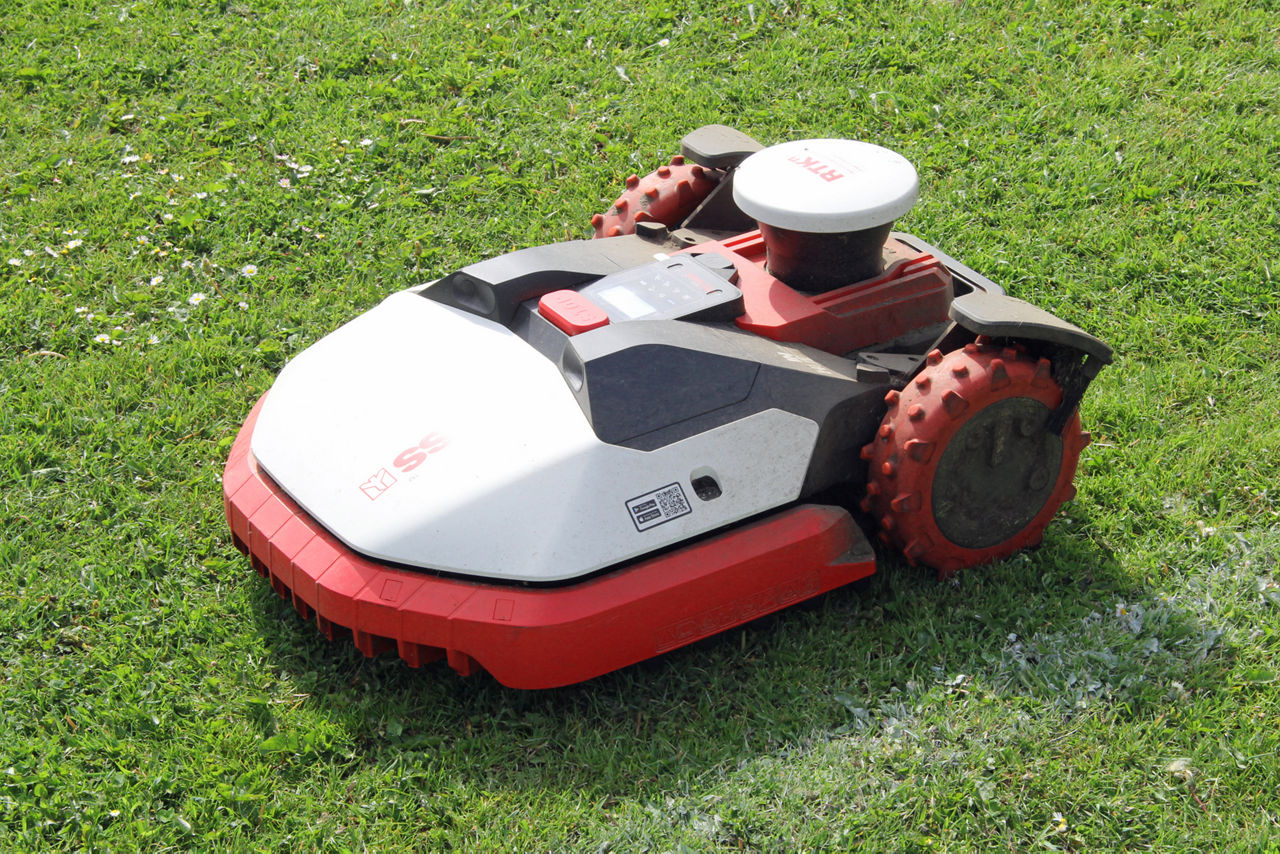 Der neuer Rasenmähroboter