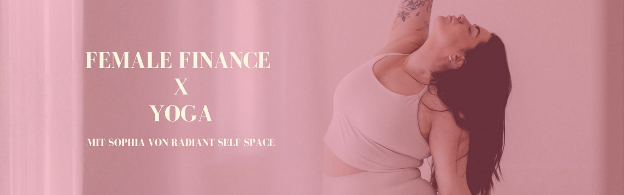 Frau bei Yoga Seminar