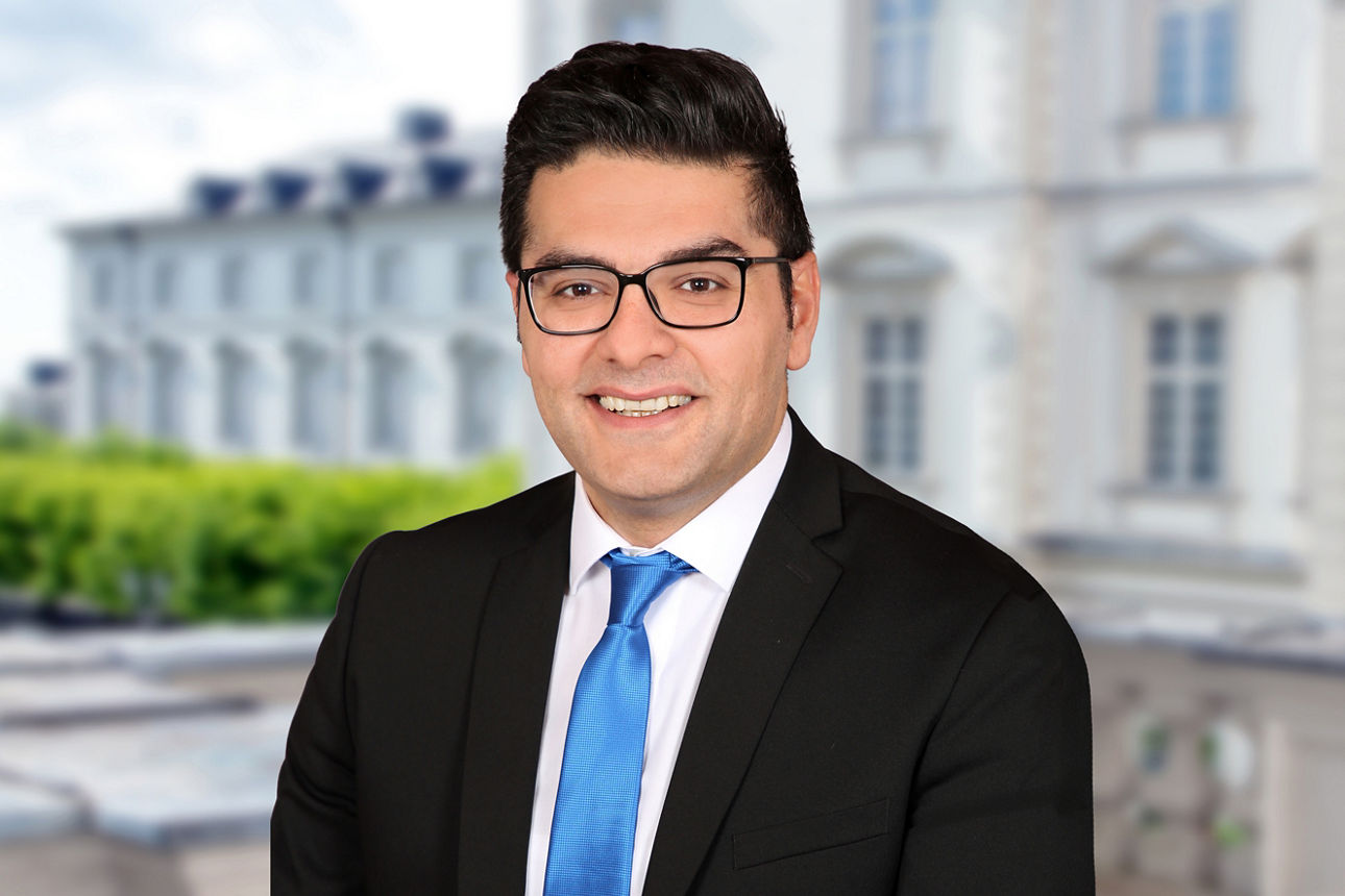 Caner Türk - Private Banking