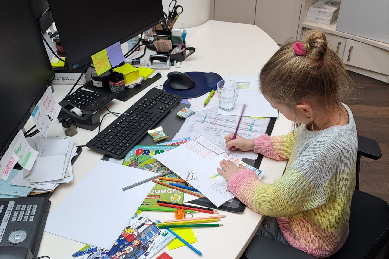 Familienfreundlichkeit wird hier groß geschrieben - Kinder am Arbeitsplatz