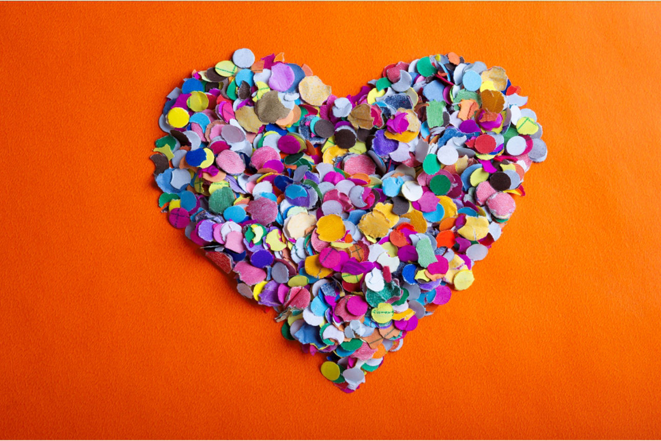 Wir wünschen Ihnen einen Fasching voller Freude und Liebe.