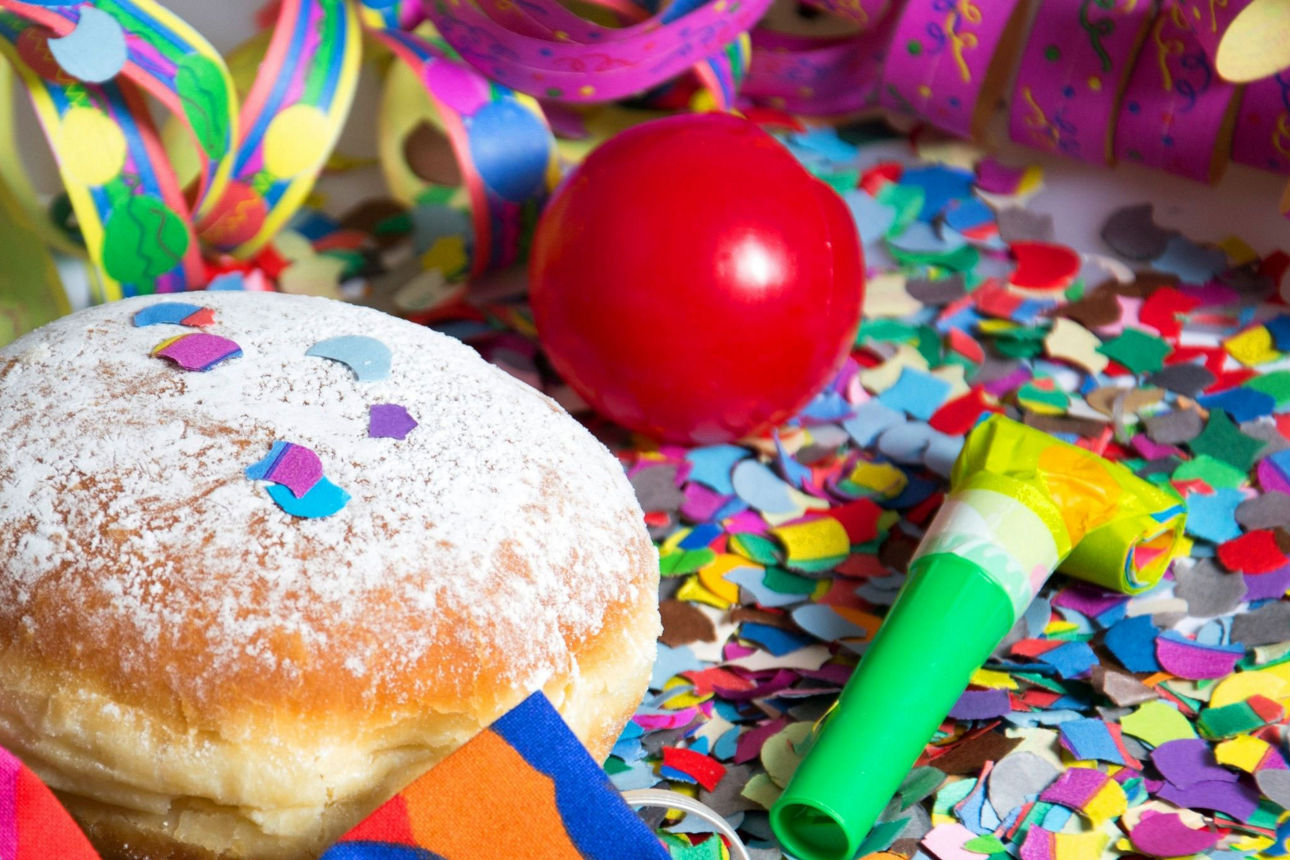 Berliner, Luftschlangen und Konfetti