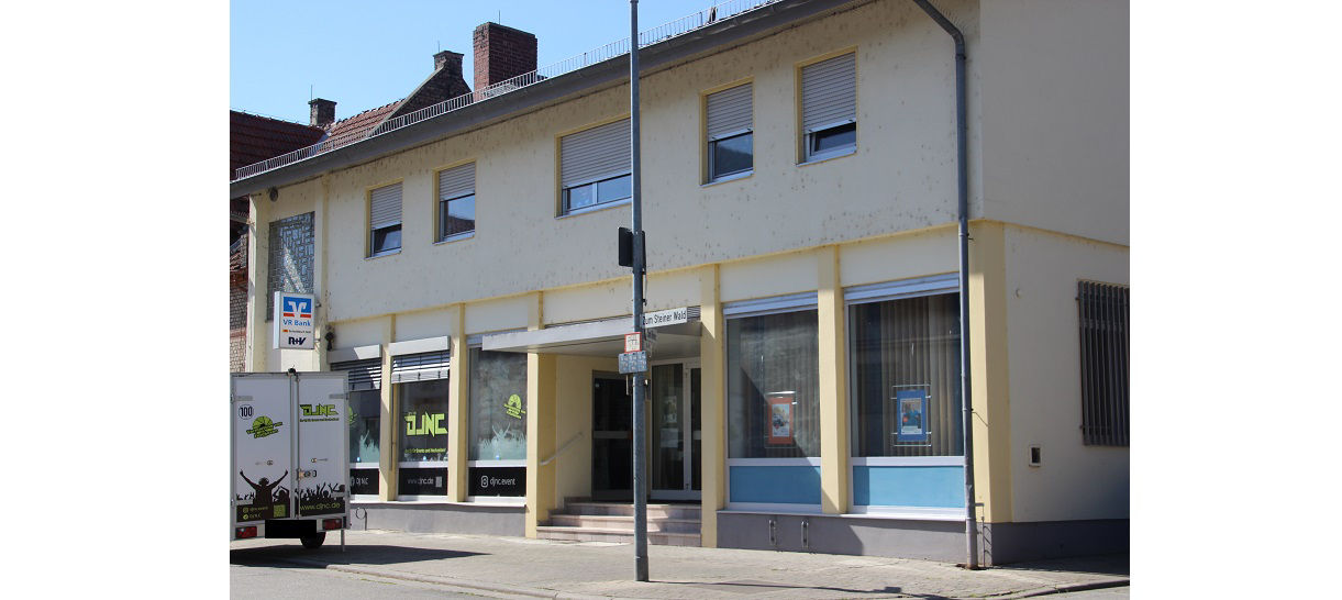 Außenansicht der Filiale Nordheim