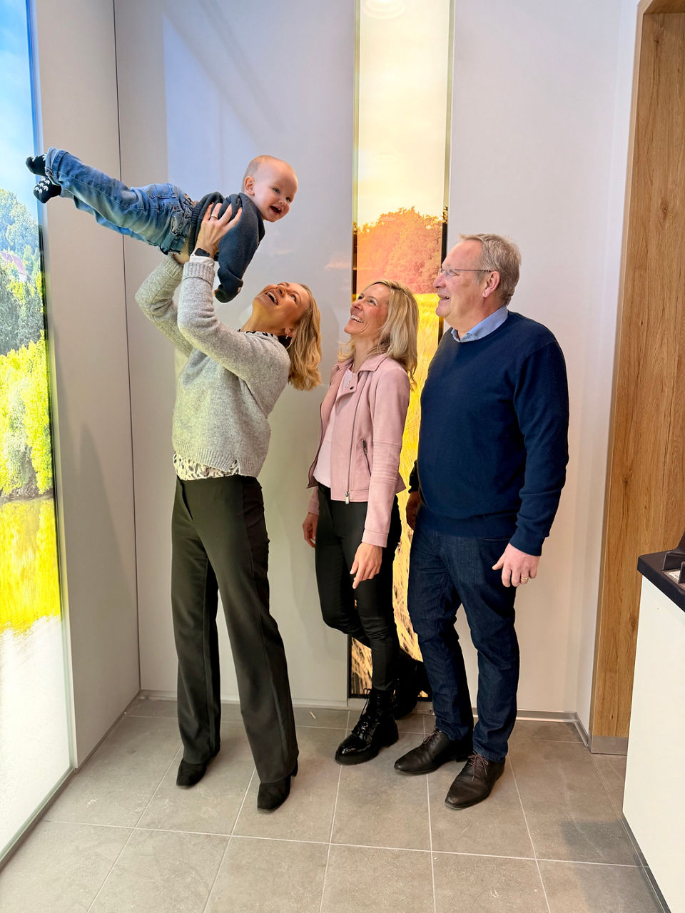 Vier Generationen auf einem Bild