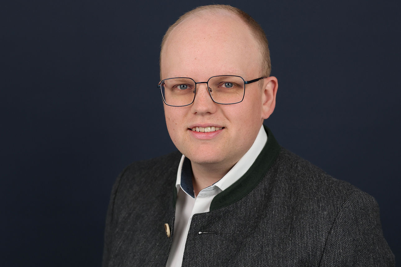 Simon Schwarz