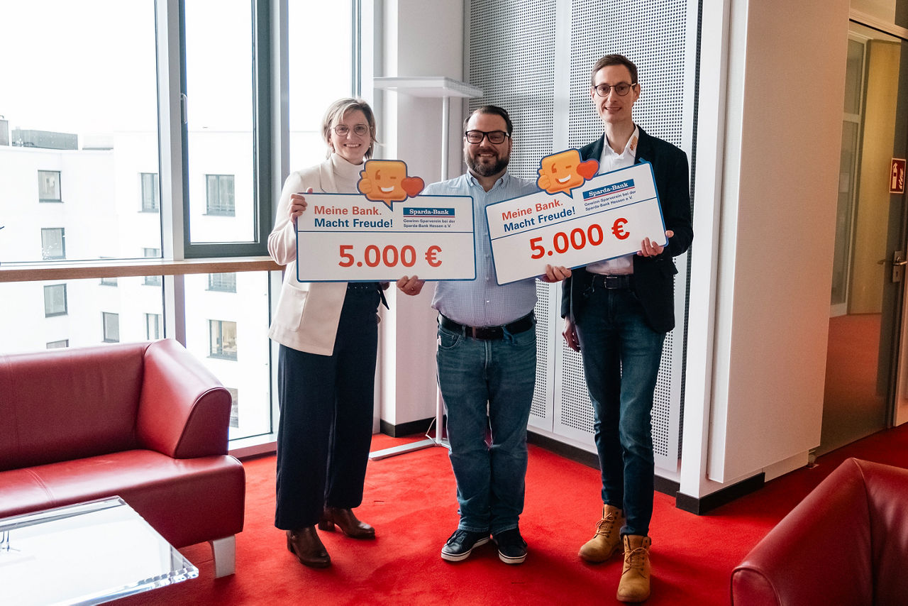 Spendenübergabe an ASB und Make-A-Wish