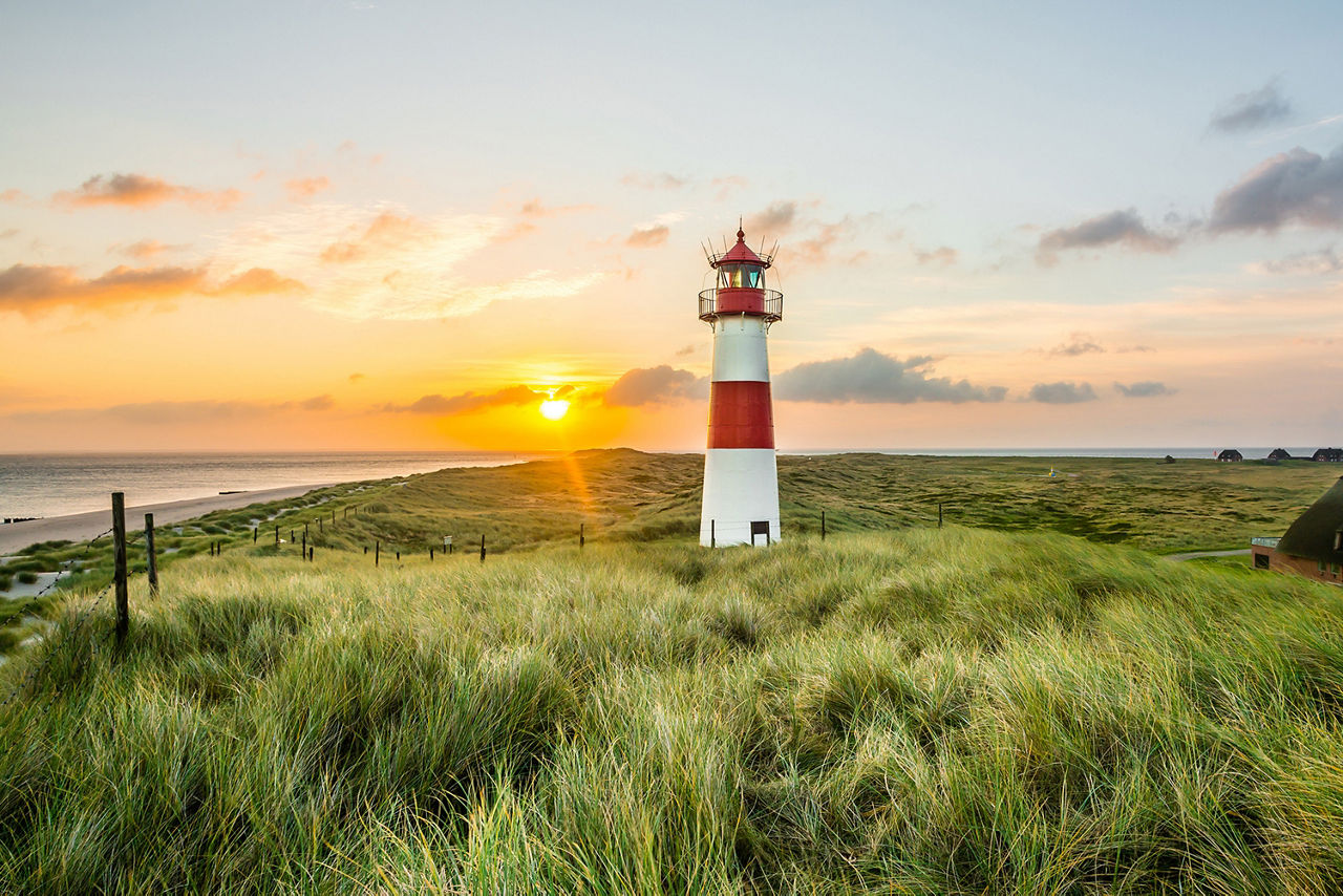 Leuchtturm am Strand