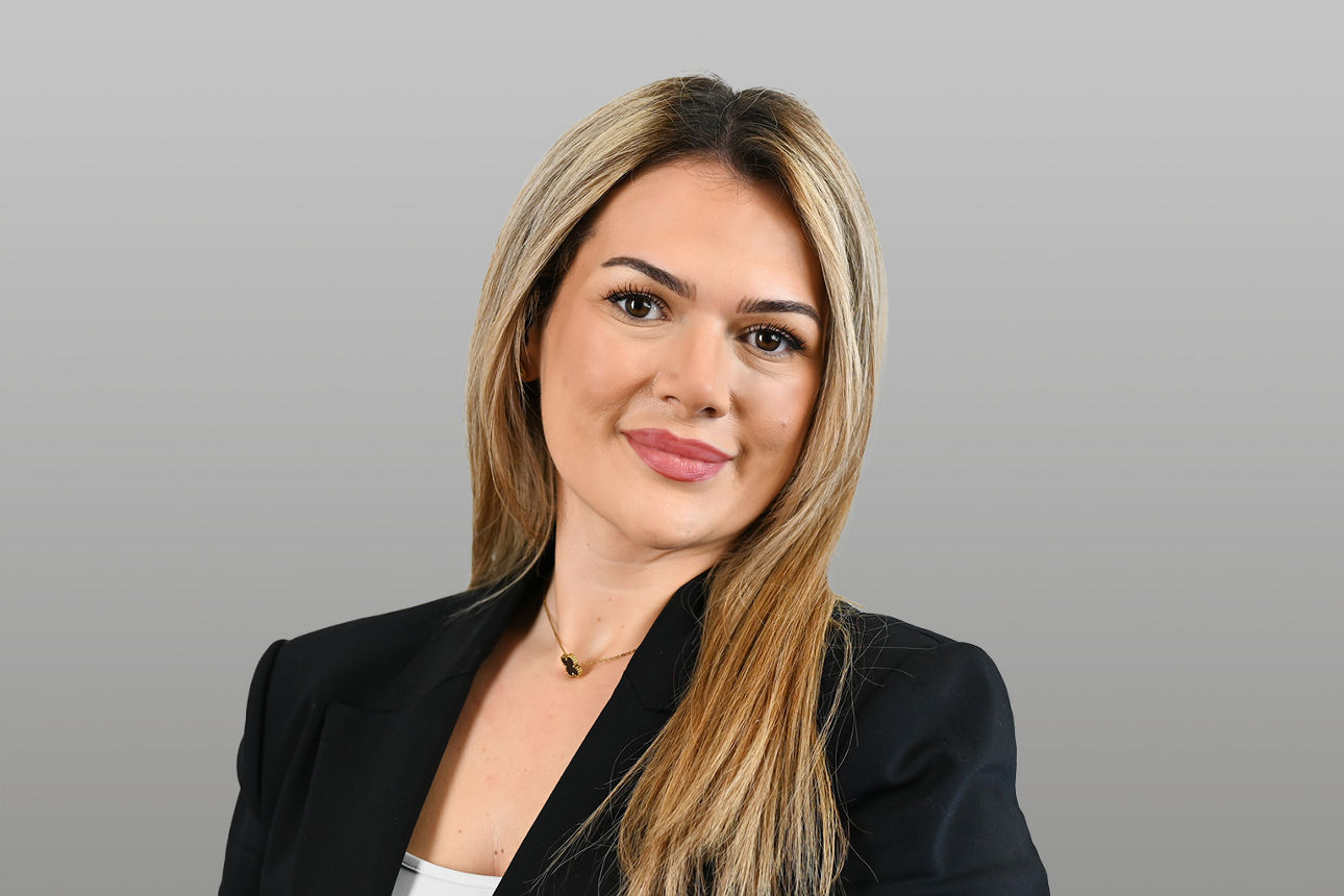 Celine Göbelsmann, Kundenberaterin