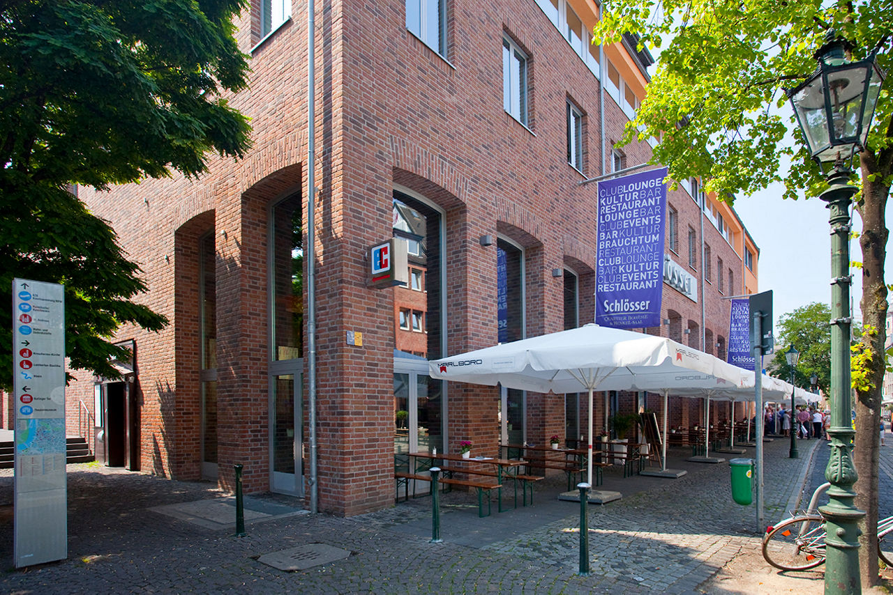 Unser Geldautomat in Düsseldorf an der Ratinger-Mauer