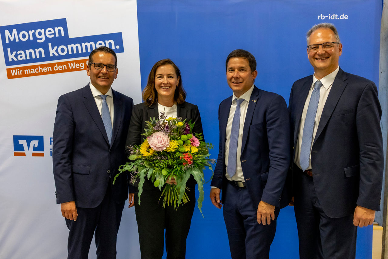 Als neue Kollegin im Aufsichtsrat wurde Frau Marina Eibl aus Karlshuld begrüßt. 