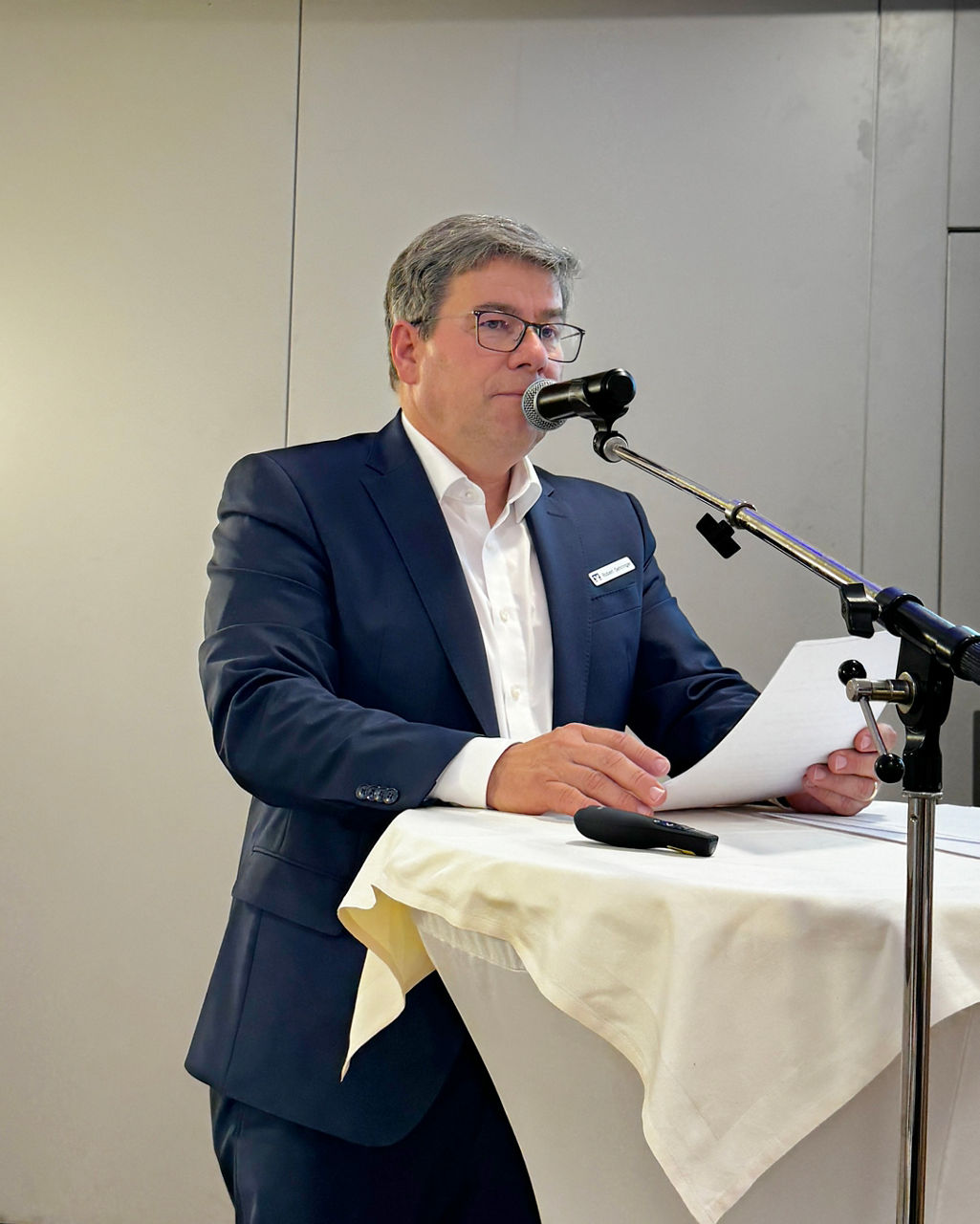 Robert Gehringer am Rednerpult