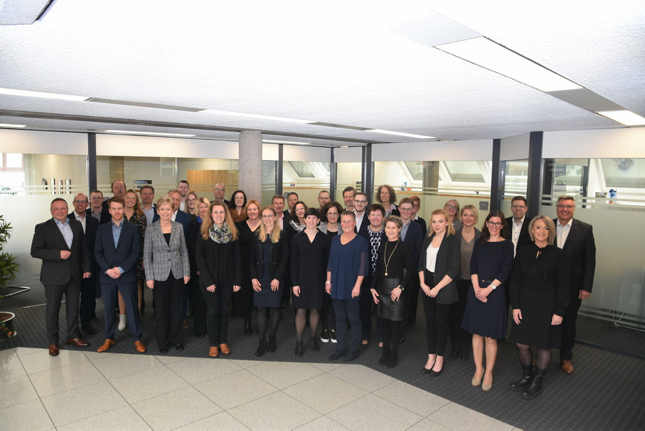 Gruppenfoto Mitarbeiter der Volksbank Daaden eG