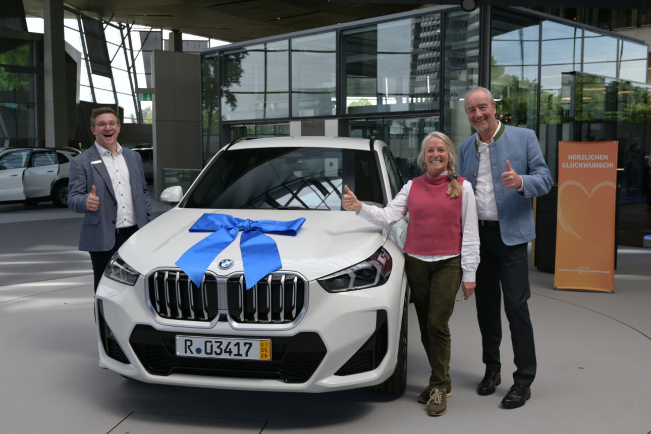 Gewinnübergabe Hauptgewinn Gewinnsparverein Bayern e.V.