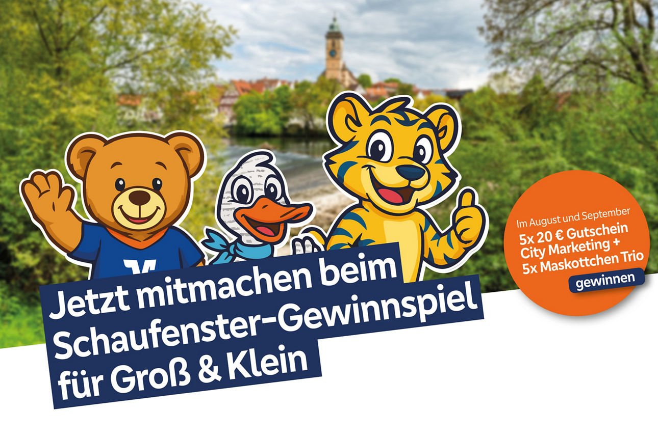 Zeichenfiguren (Bär, Ente, Tiger) auf einem Plakat mit der Aufschrift : Jetzt mitmachen beim Schaufenster-Gewinnspiel 