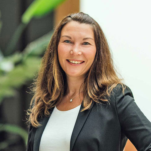 Darstellung unserer Mitarbeitenden Julia Gieraths
