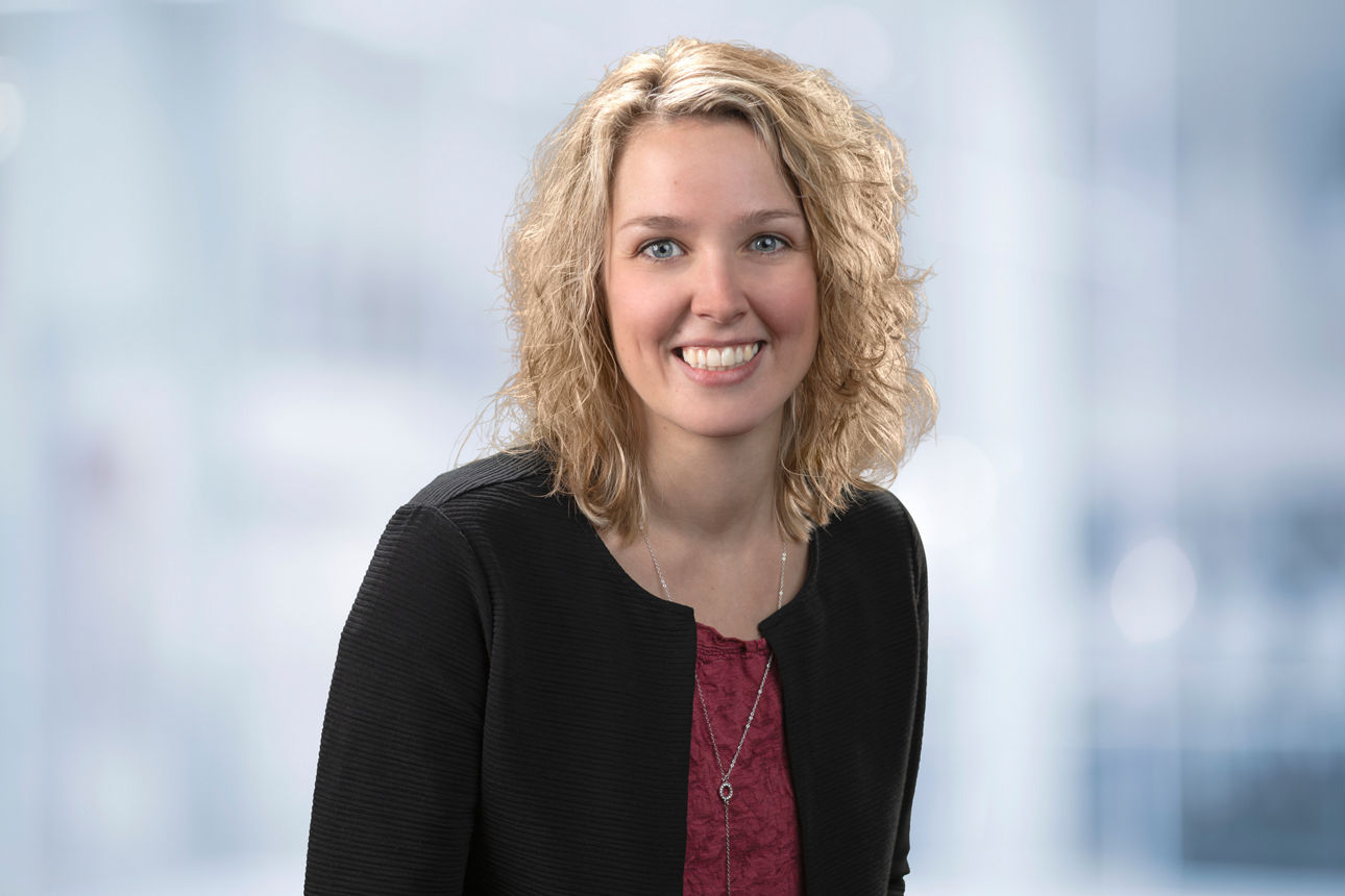 Gina van der Veen
